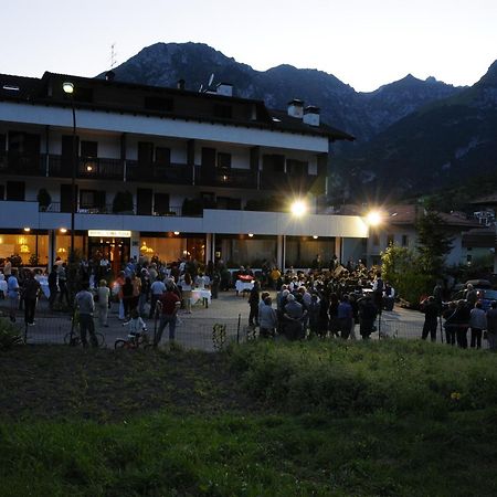 Hotel Cima Tosa San Lorenzo Dorsino Esterno foto