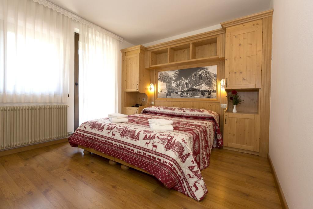 Hotel Cima Tosa San Lorenzo Dorsino Esterno foto